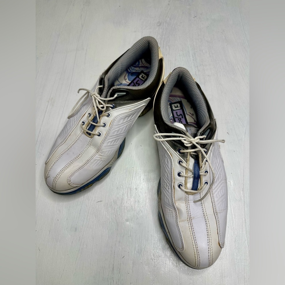 FootJoy Sport Golf Shoes Men’s 9.5M – White/Blue – Spiked Cleats – Read